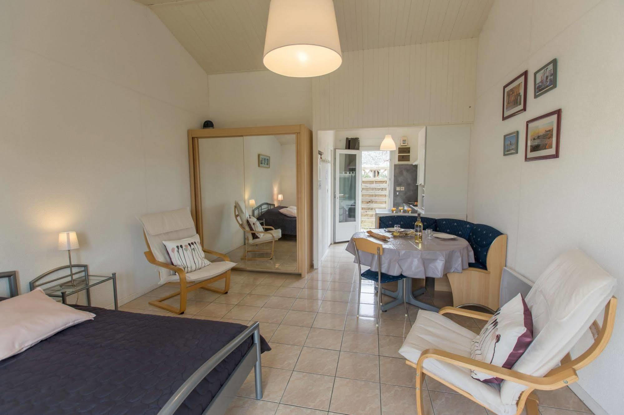 Atlantic Residence Jonzac Bagian luar foto
